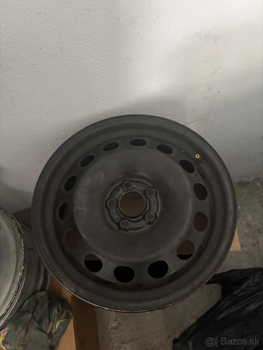 Predám plechové disky 5x100 R16