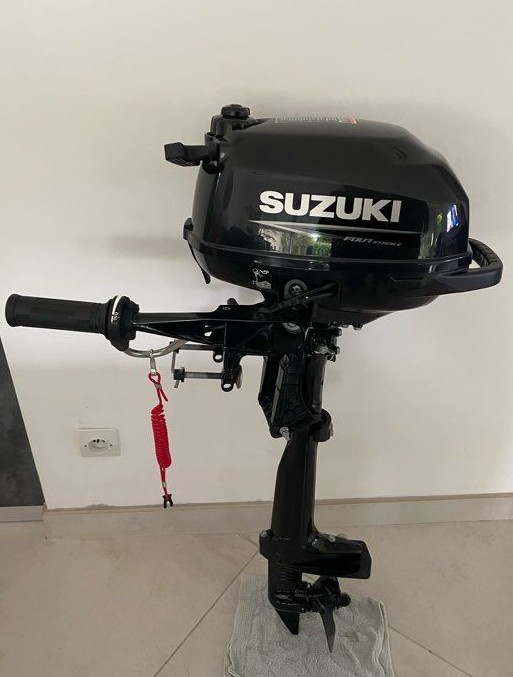 Suzuki DF 2.5
