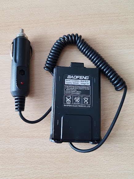 Baofeng nabíjačka-batéria do auta pre UV-5R