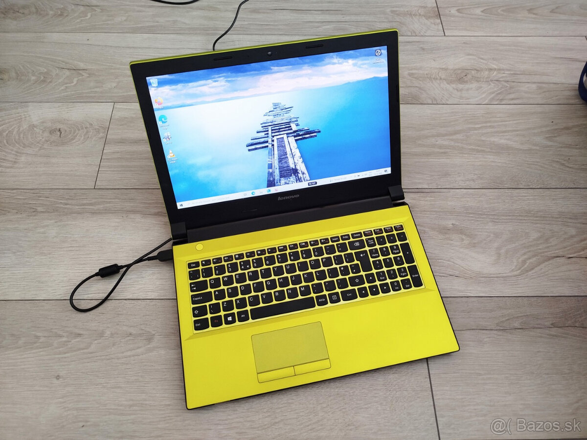 notebook - Lenovo IdeaPad 15.6", Pentium, 8GB, SSD