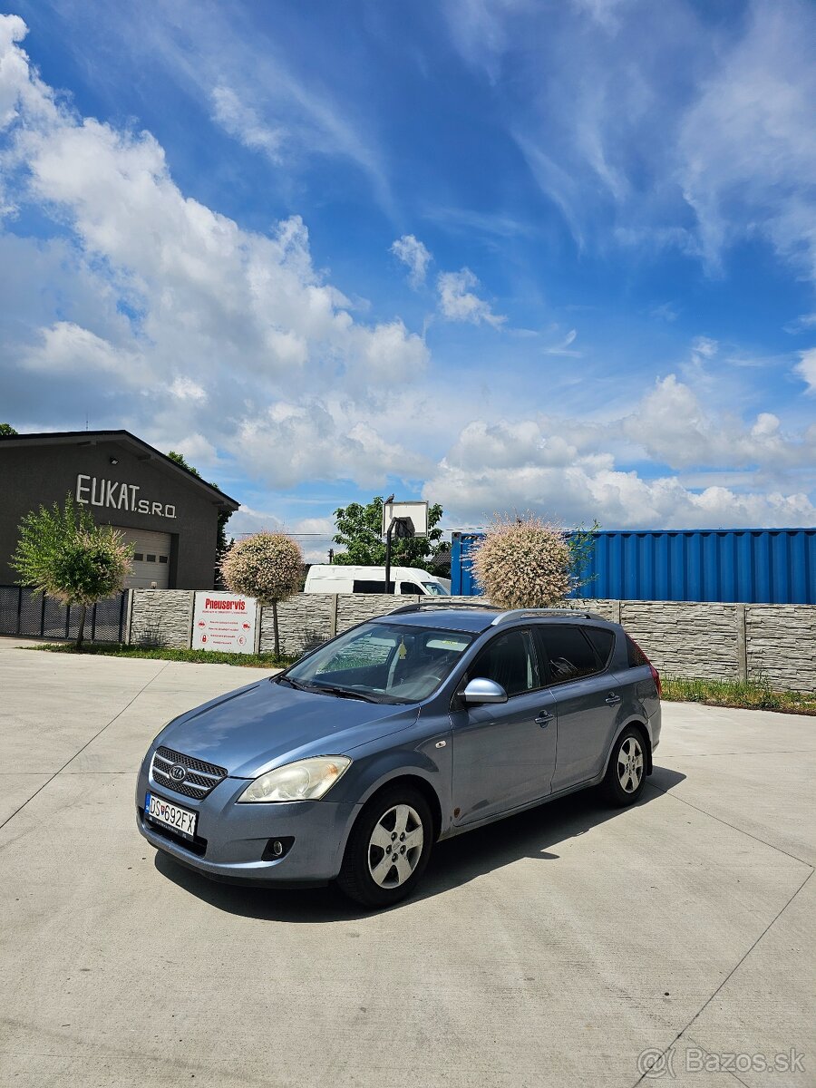 Kia Ceed -Combi Rv 2007 1.6 89kw