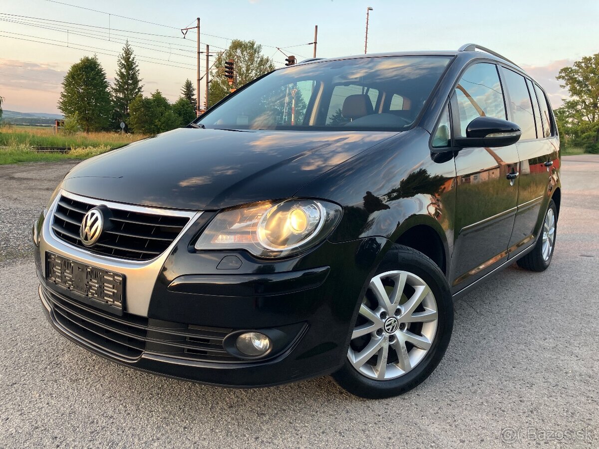Vw Touran 2.0 TDI 103 KW 7 miest Freestyle