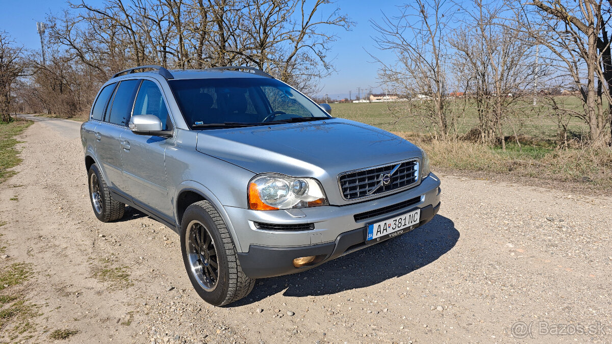 Volvo XC90 D5 136kW, 7-miestnne, 2008