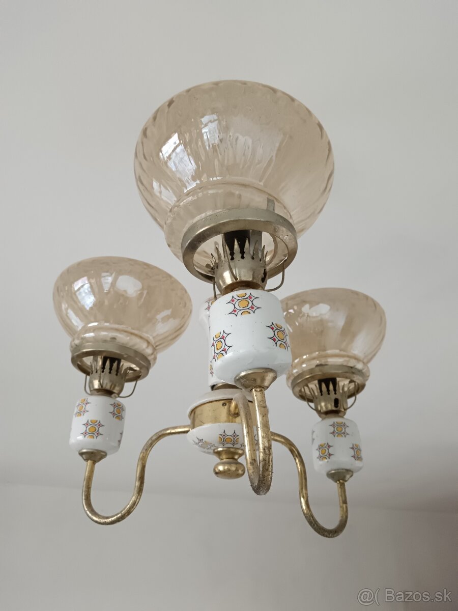Staré lustre svietidlá
