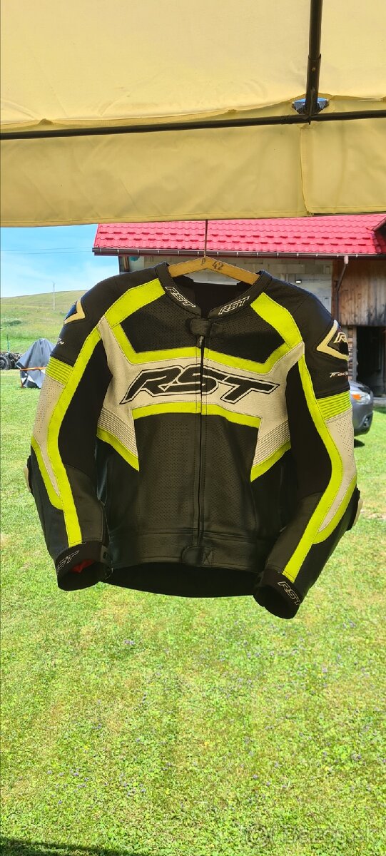 Moto kombinéza