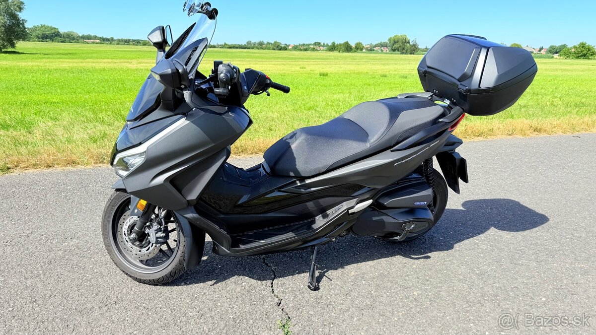 Predám Skúter honda forza 350
