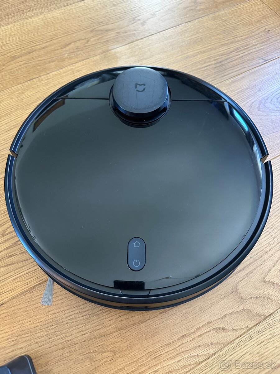 Roboticky vysavac Xiaomi s mopovanim