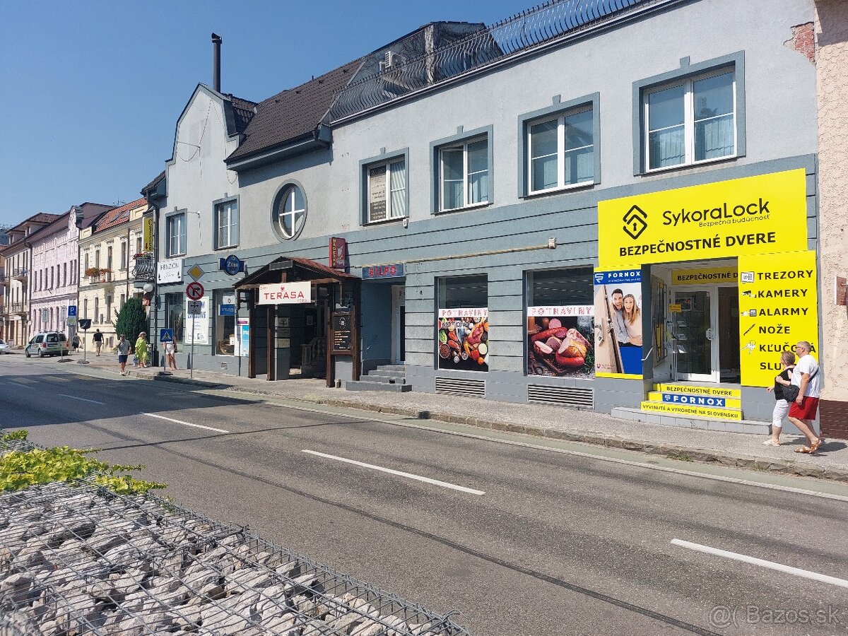 Polyfunkčný objekt Braneckého 14 Trenčín