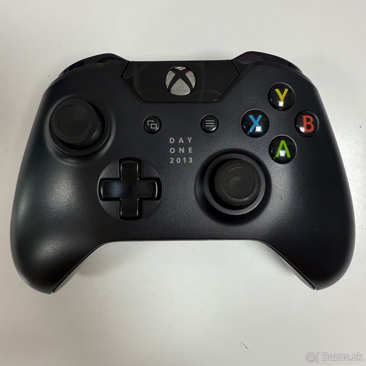 Xbox One Wireless Controller – Model 1697 🎮 DAY ONE