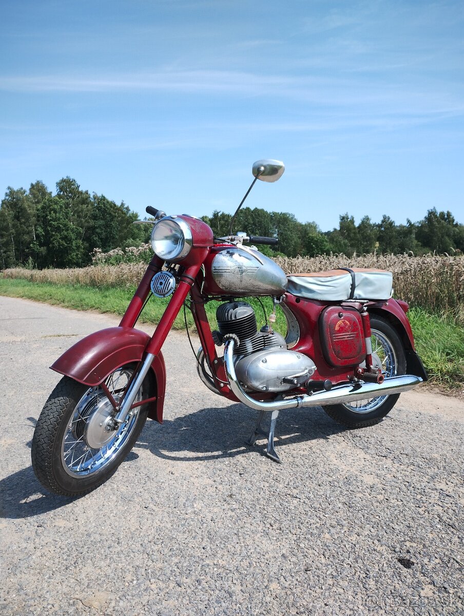 Povodná jawa kývačka 250/353 1957 po kompletnej renovácii