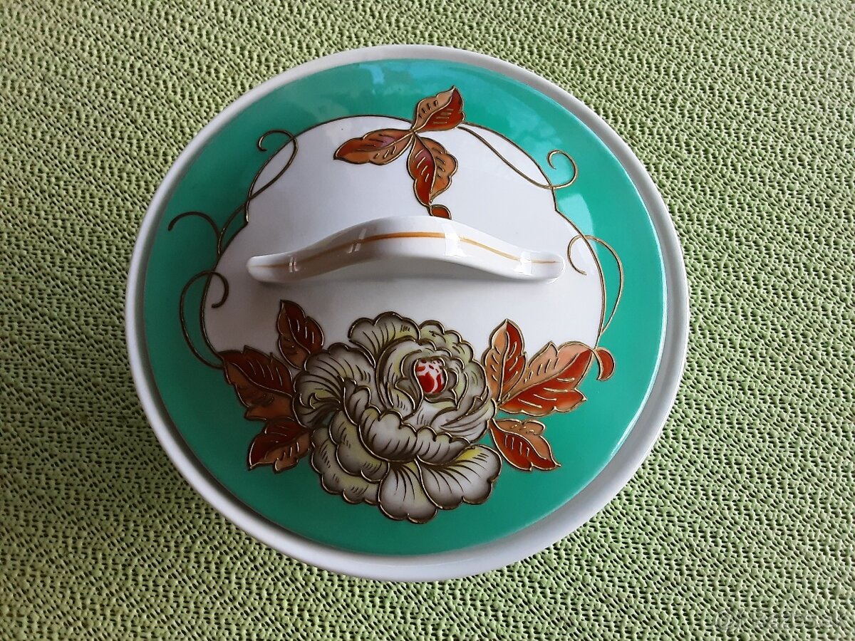 Stare bonbonierky...