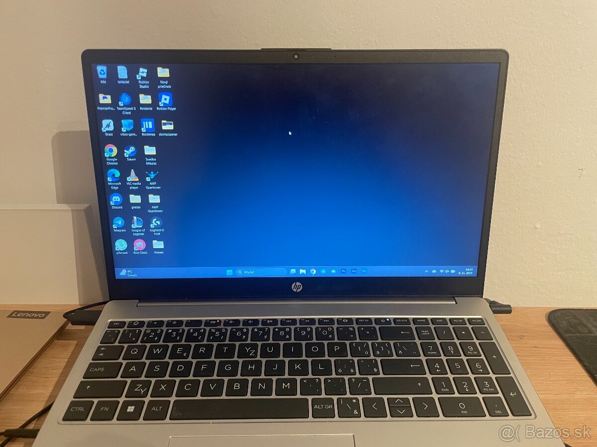 Predám HP 255 G10 – 15,6" Full HD, Ryzen 3, 8 GB RAM, 512 G