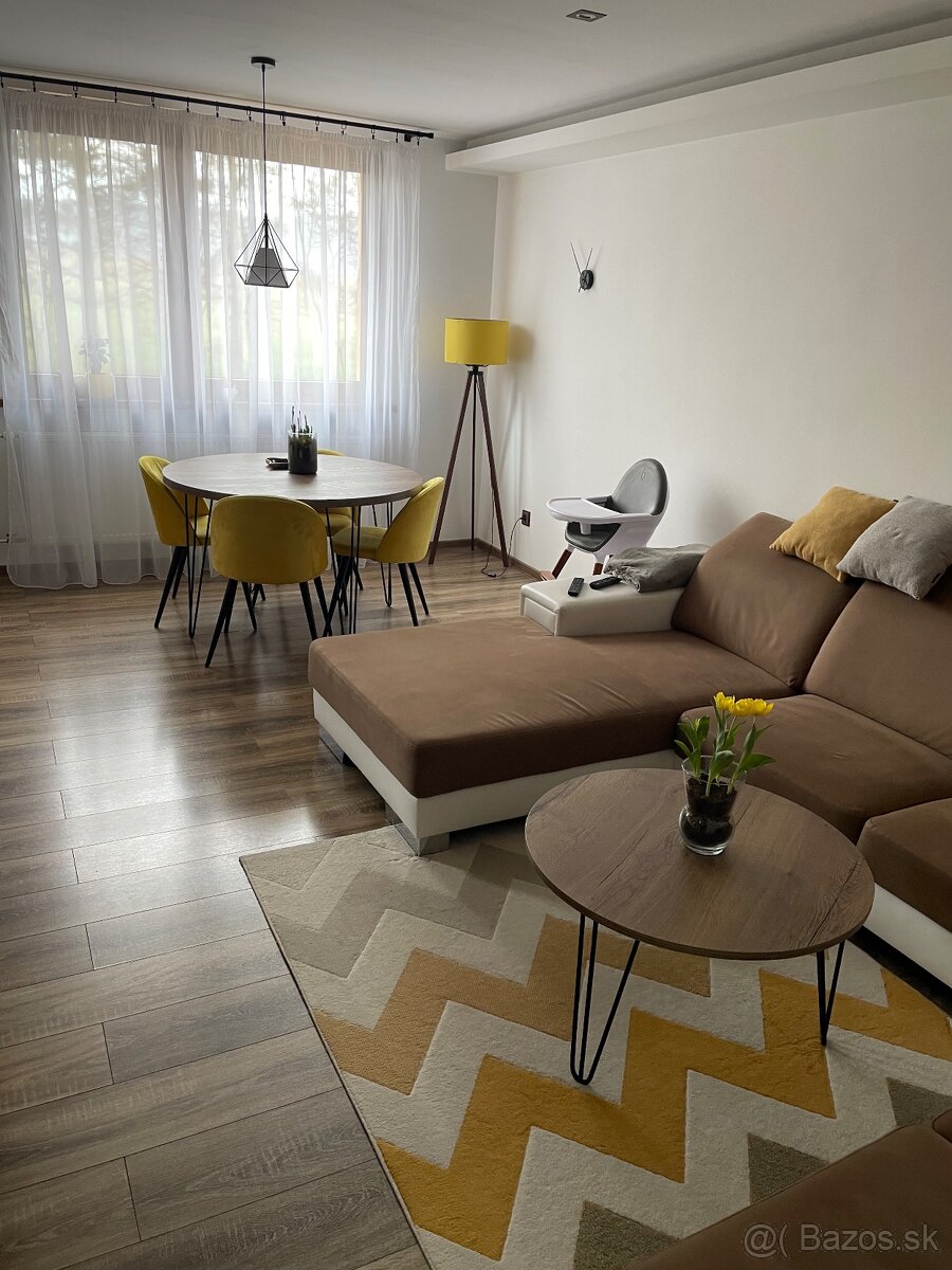 Predám 3 izbový byt Edelenyska ulica Rožňava