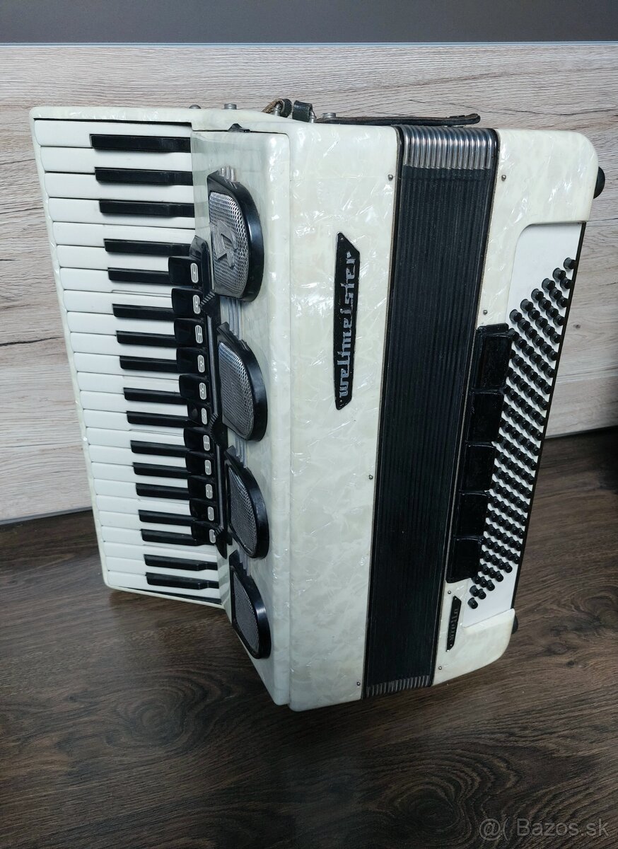 Weltmeister Stella 120 basov