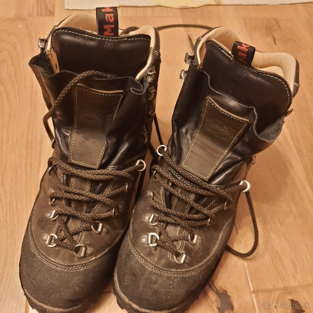 Turistické topánky Makara