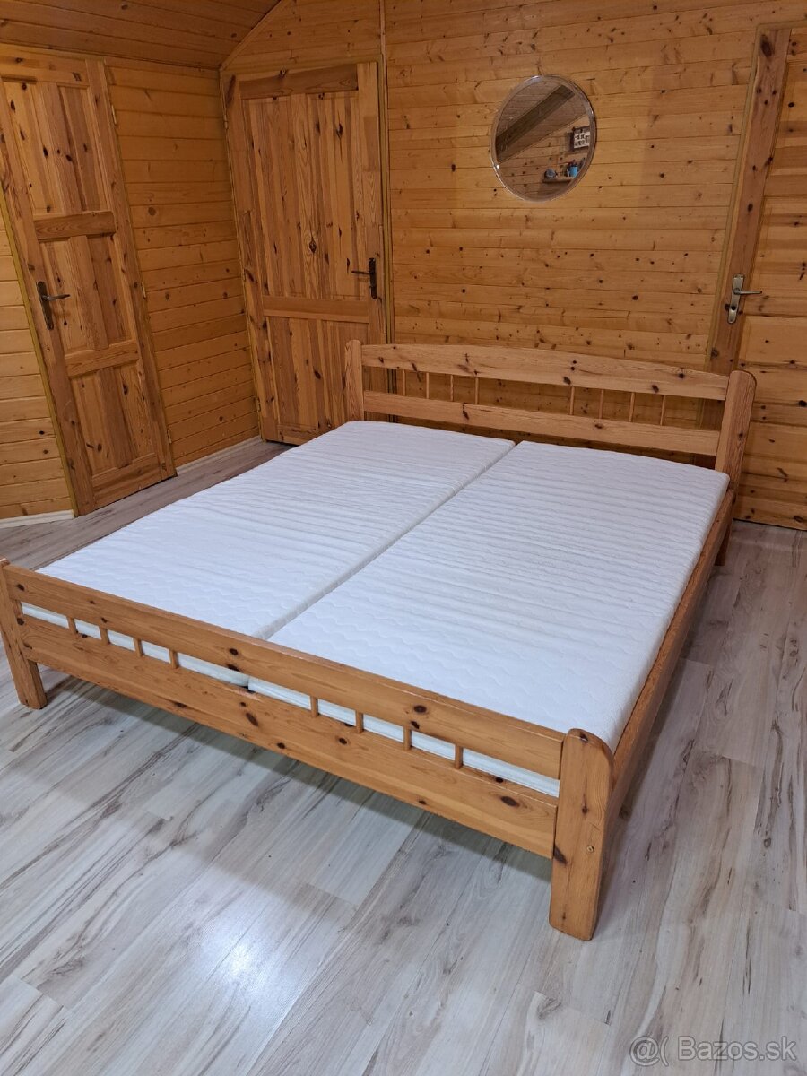 Manželská posteľ 180x200cm