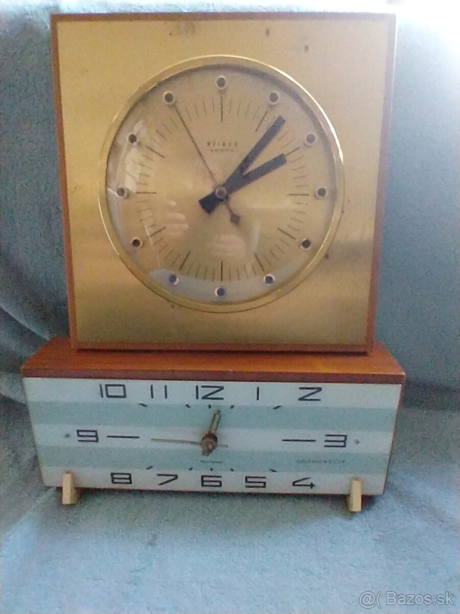 Retro hodiny