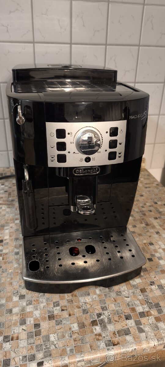 DeLonghi Magnifica S