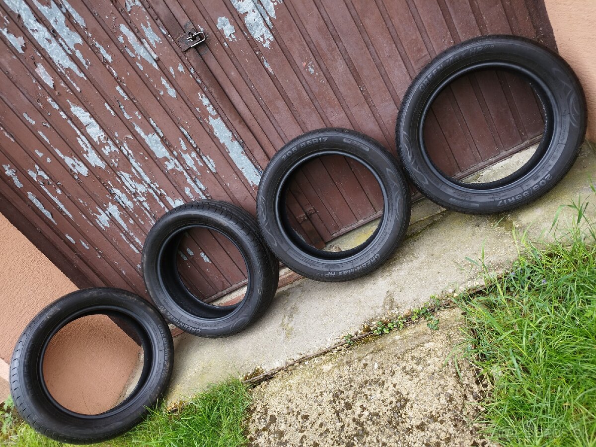 letne pneumatiky 205/55 r17 octavia 4,octavia IV
