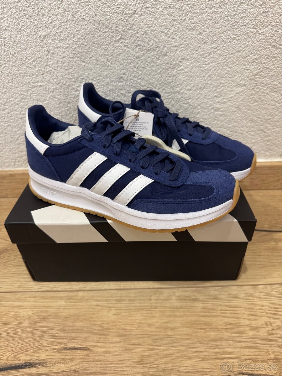 Adidas Run 70s
