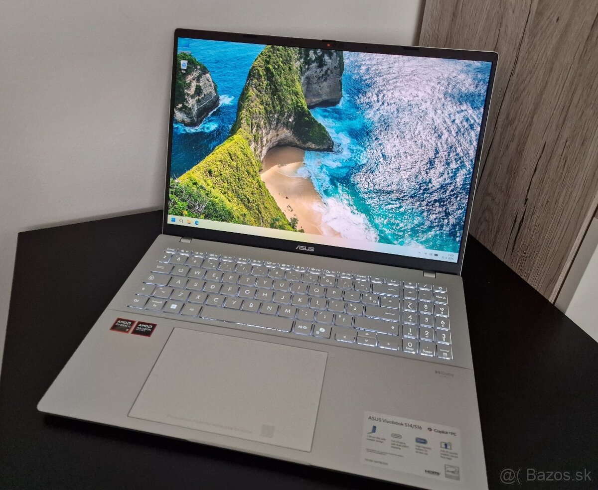 16" Asus vivobook S16 AI OLED krásny display