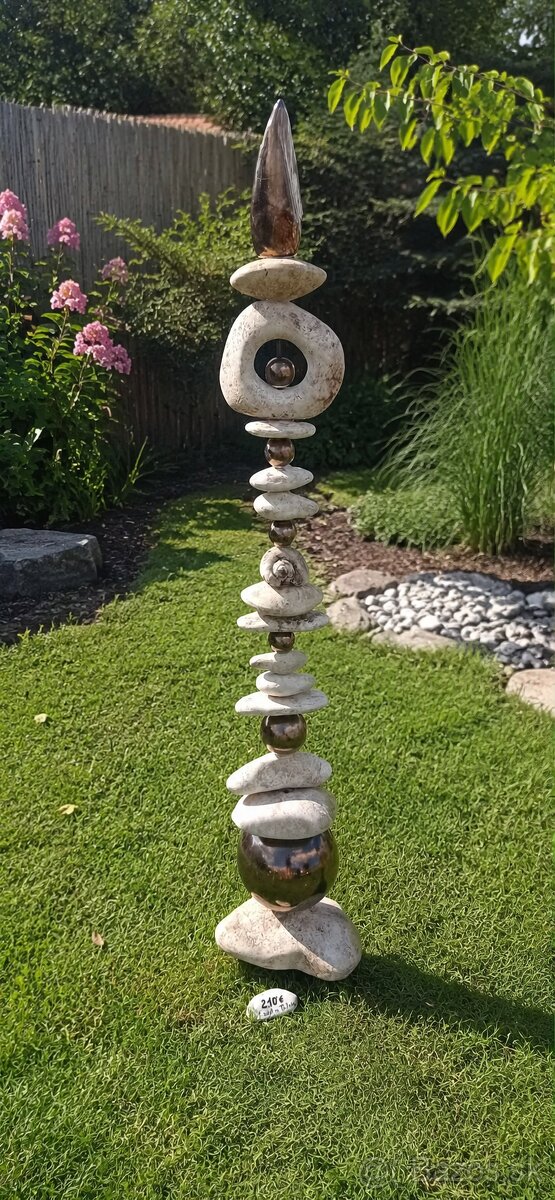 Garden Totem - handmade