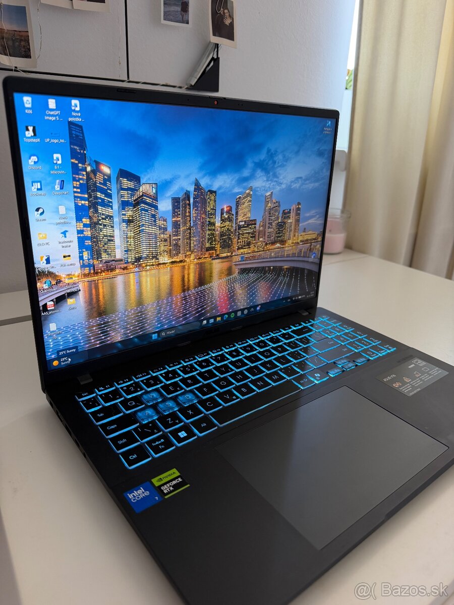 ASUS Vivobook Gaming V16