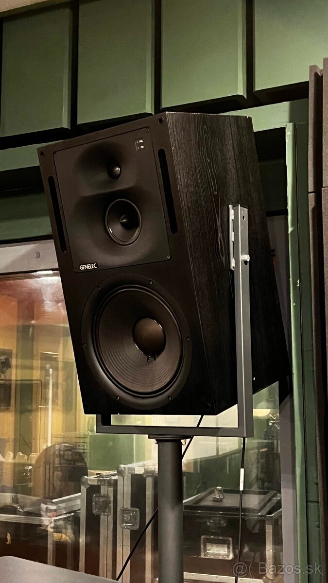 GENELEC 1037B