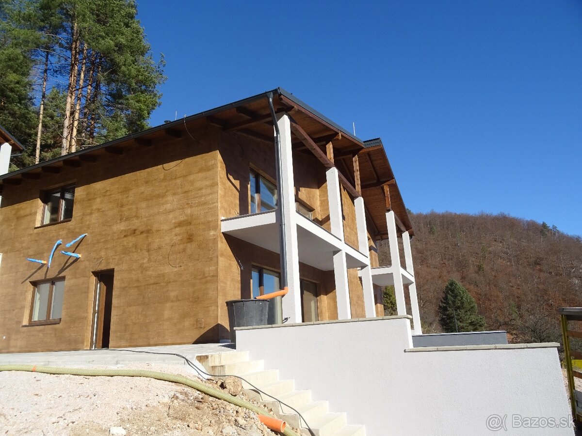 Exkluzívne ponúkame na predaj dva apartmány v rekreačnej lok