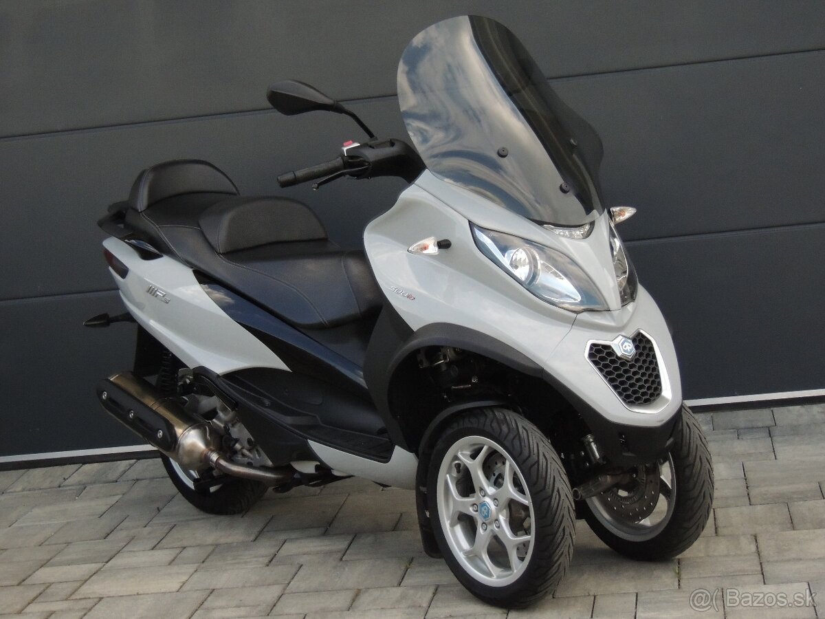 PIAGGIO MP3 500 ,,B" vodičák 2017