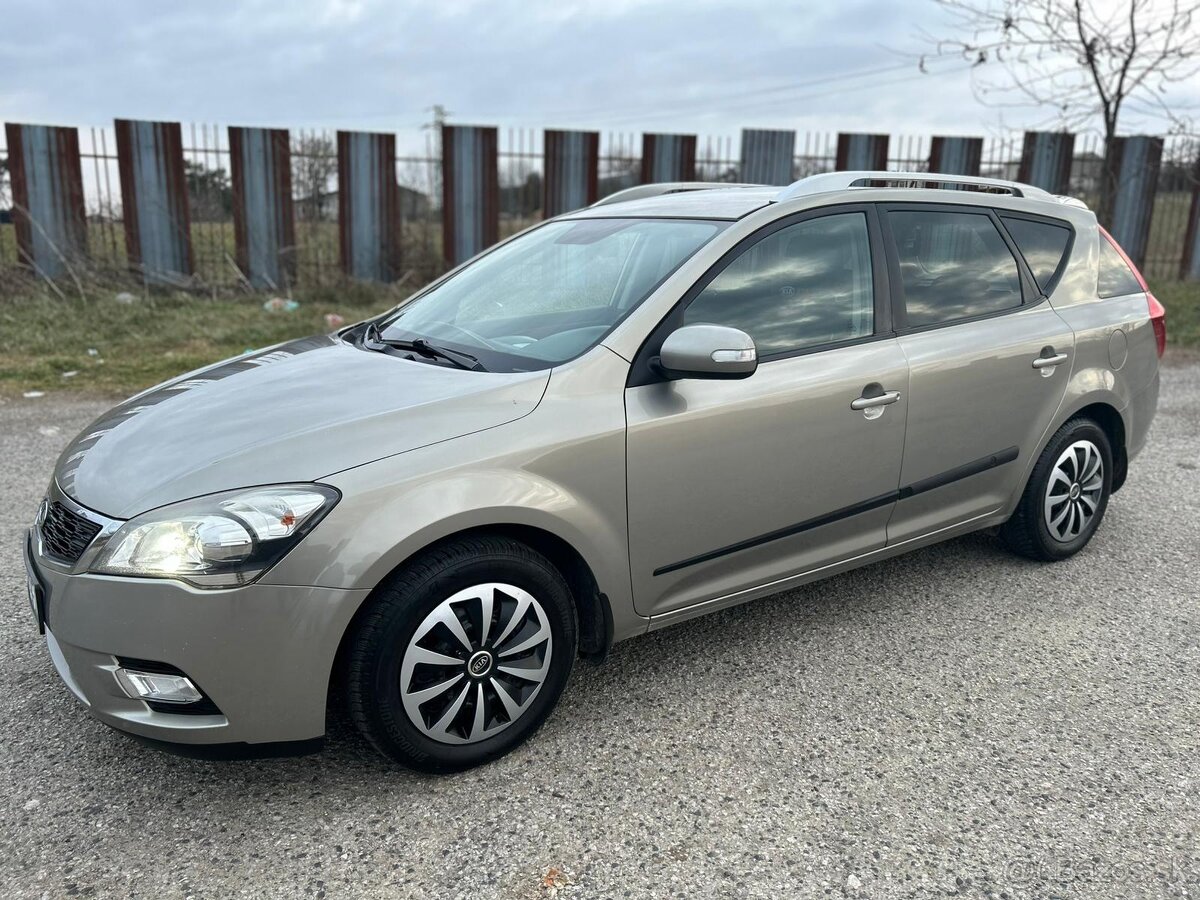 Predám KIA CEED SW 1.6 cvvt 92kw STK, EK do 2027