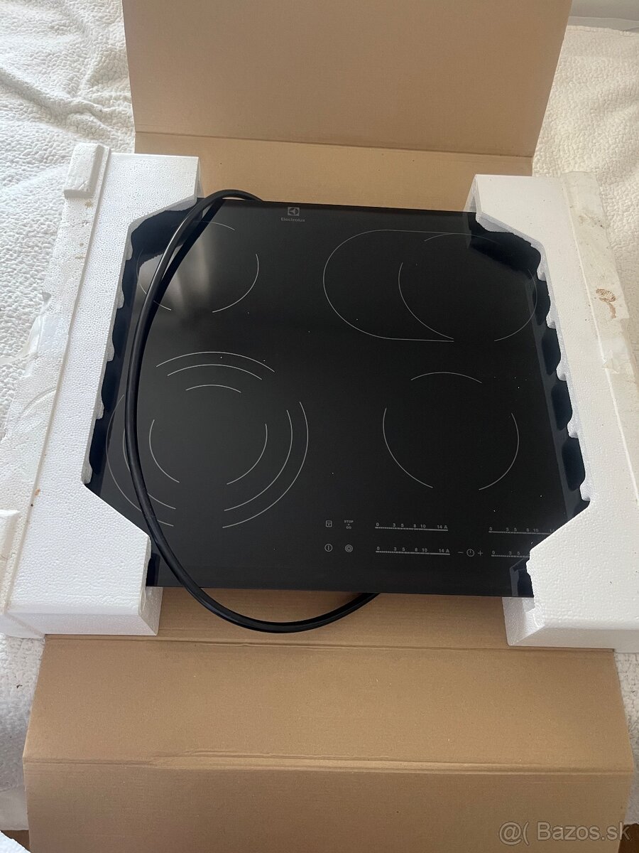 Sklokeramická varná doska Electrolux