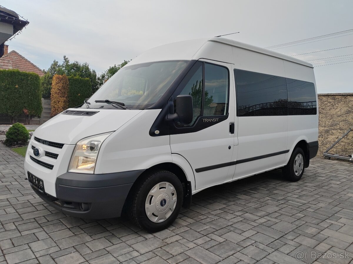 Ford Transit 9 miest , klíma.