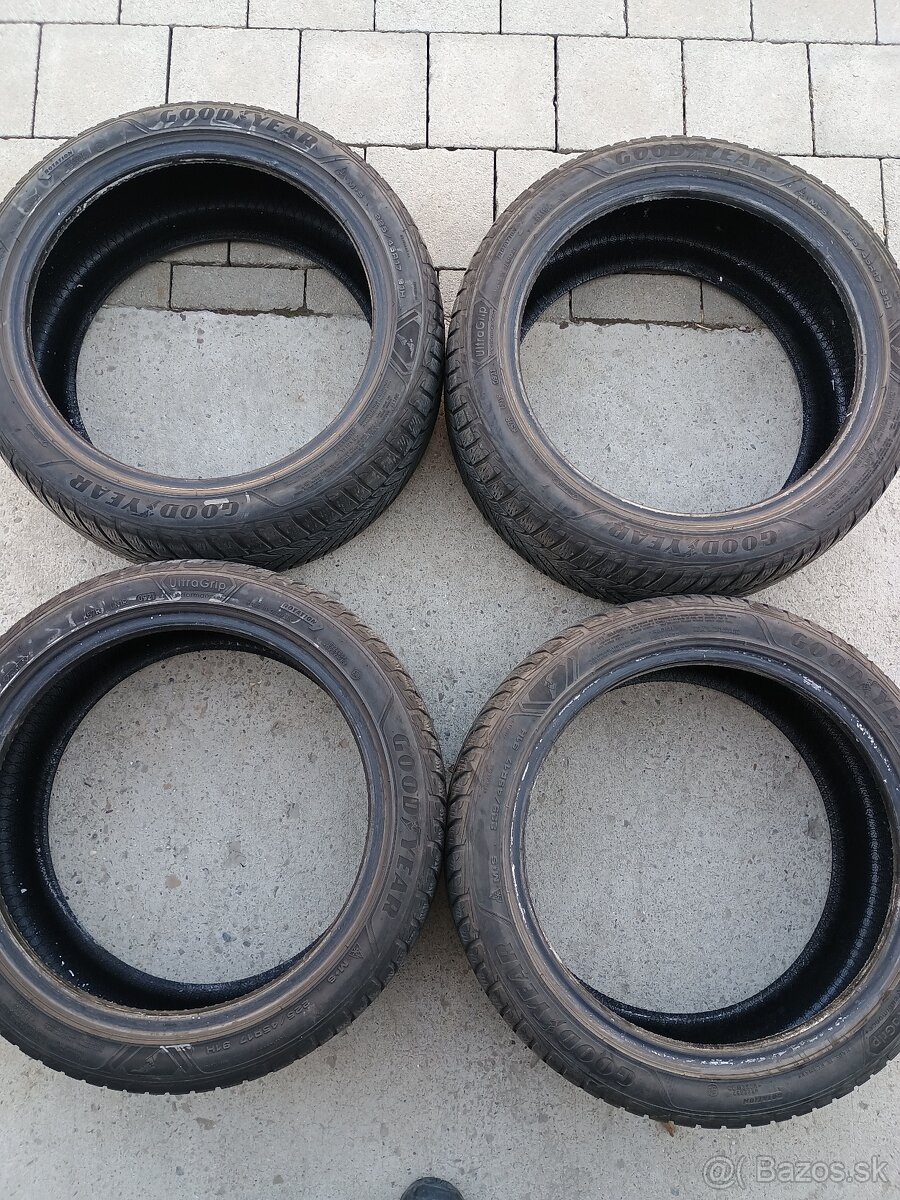 4ks zimné pneu Goodyear ultragrip 225/45 R17