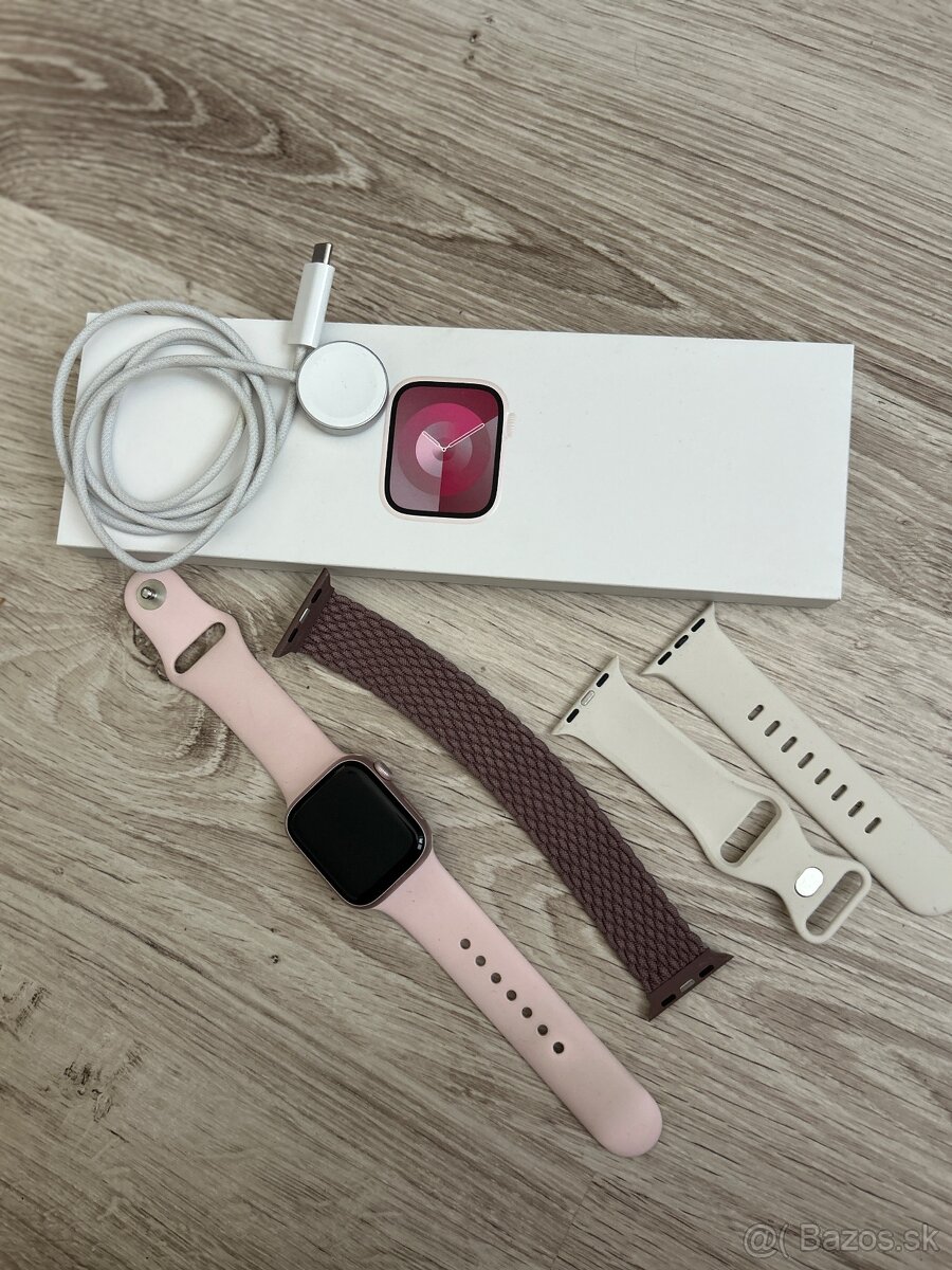 Apple watch series 9 pink