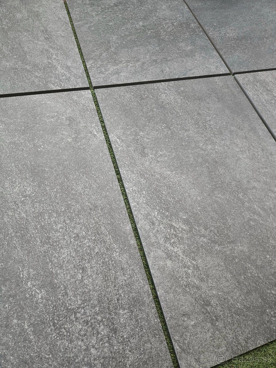 Dlažba 90x60x2cm,na terče, antracitovy odtieň protišmyková