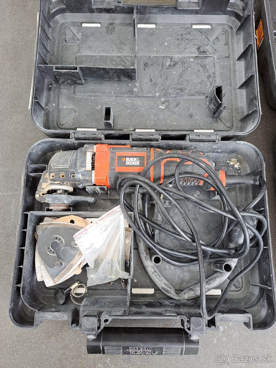 Oscilačná brúska Black-Decker MT300, odber Bratislava