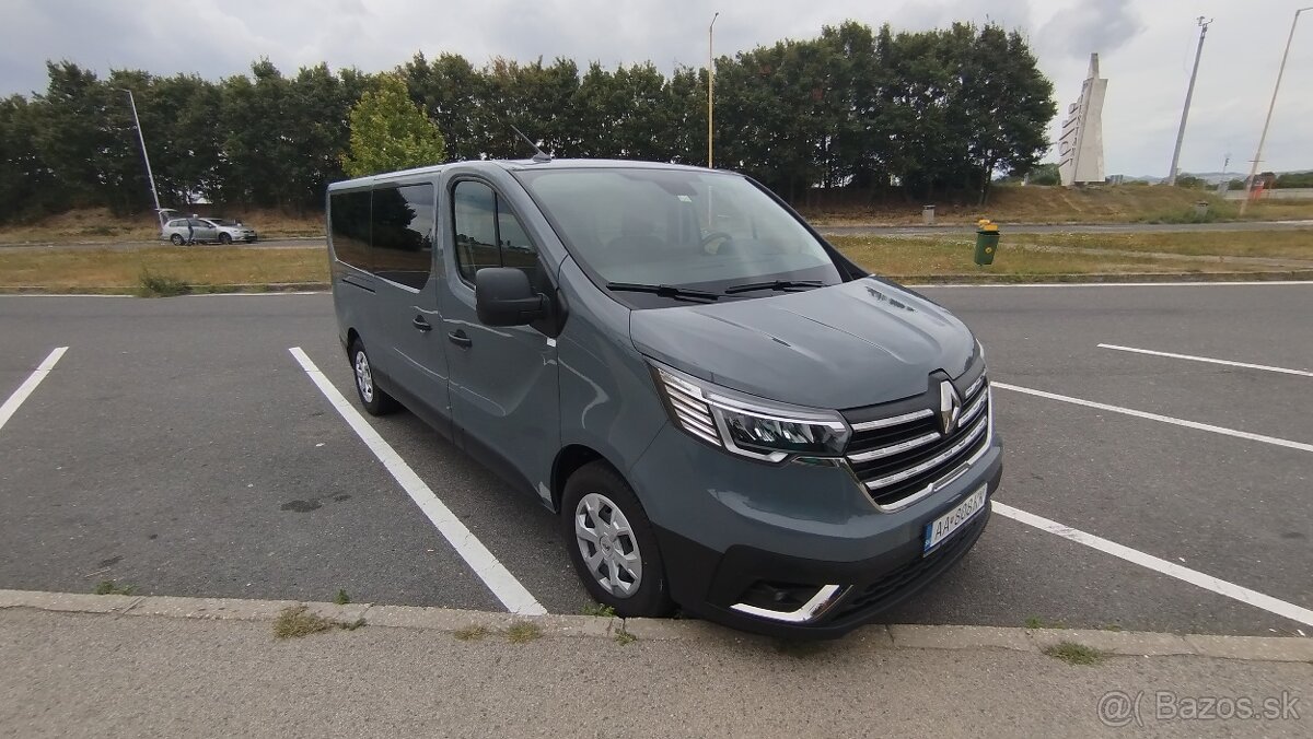 Prenájom 9 miestne auto / Autopožičovňa