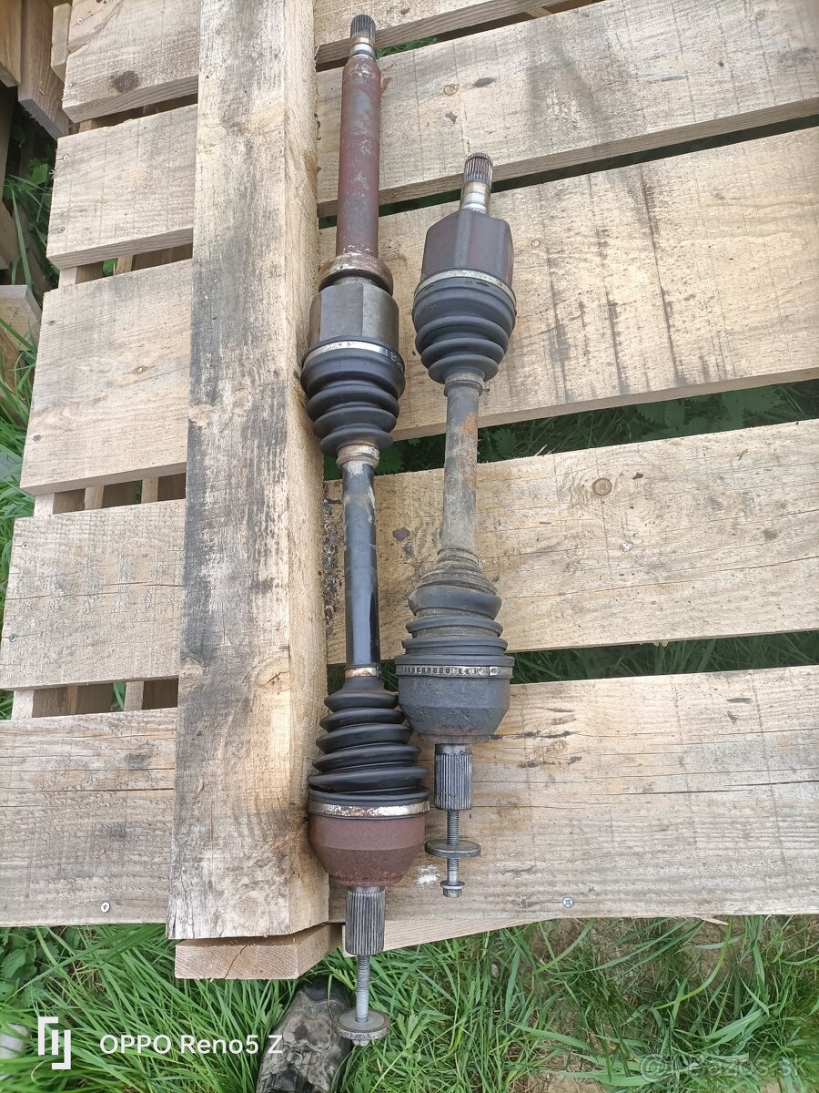 Polos práva ľavá strana Ford Mondeo mk4