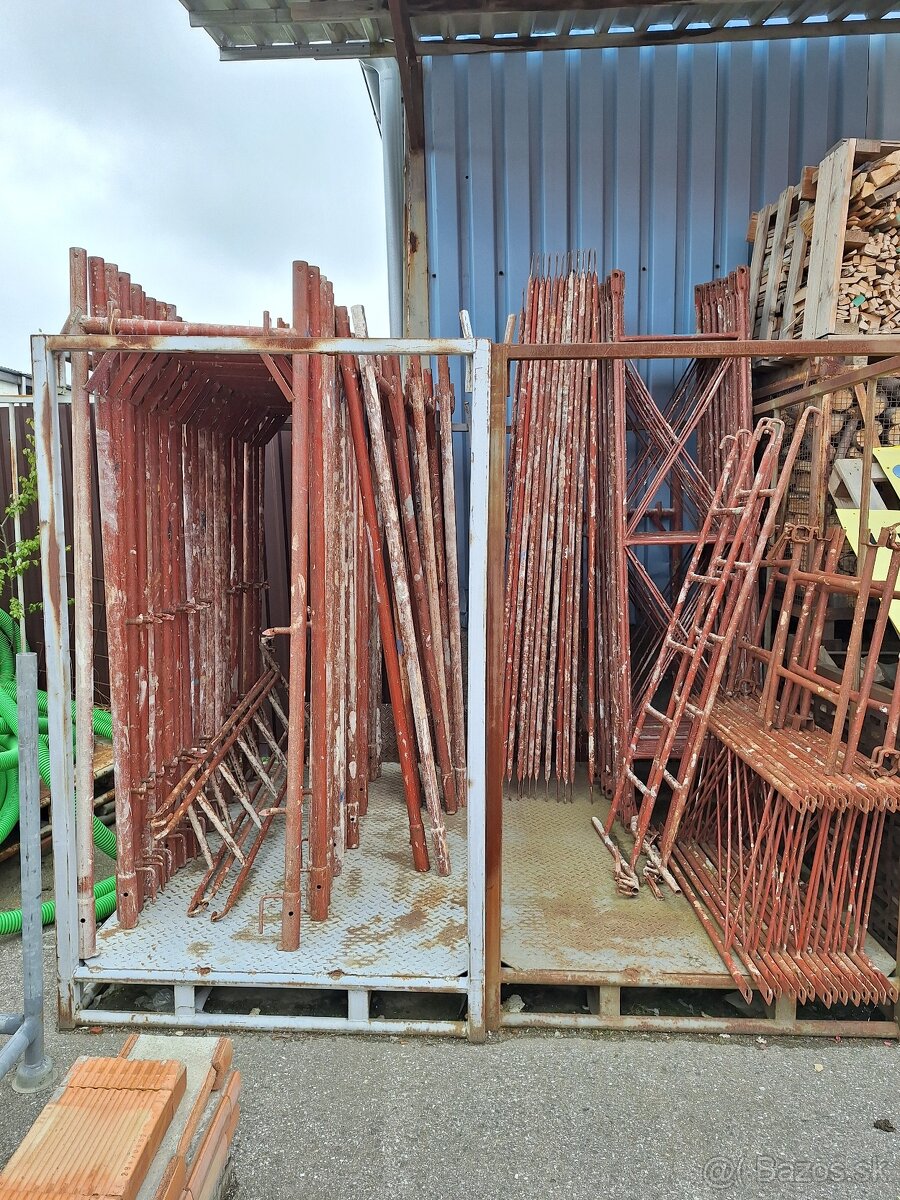 Predám časti lešenia Graf / rámy nemám /