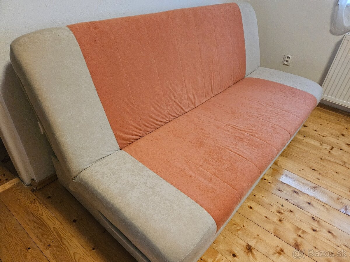 Sedačka gauč pohovka váľanda