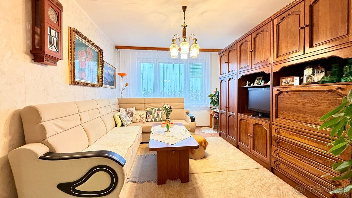 JAZERO - LADOŽSKÁ 2 IZBOVÝ BYT 49 M2, VÝBORNÝ STAV.