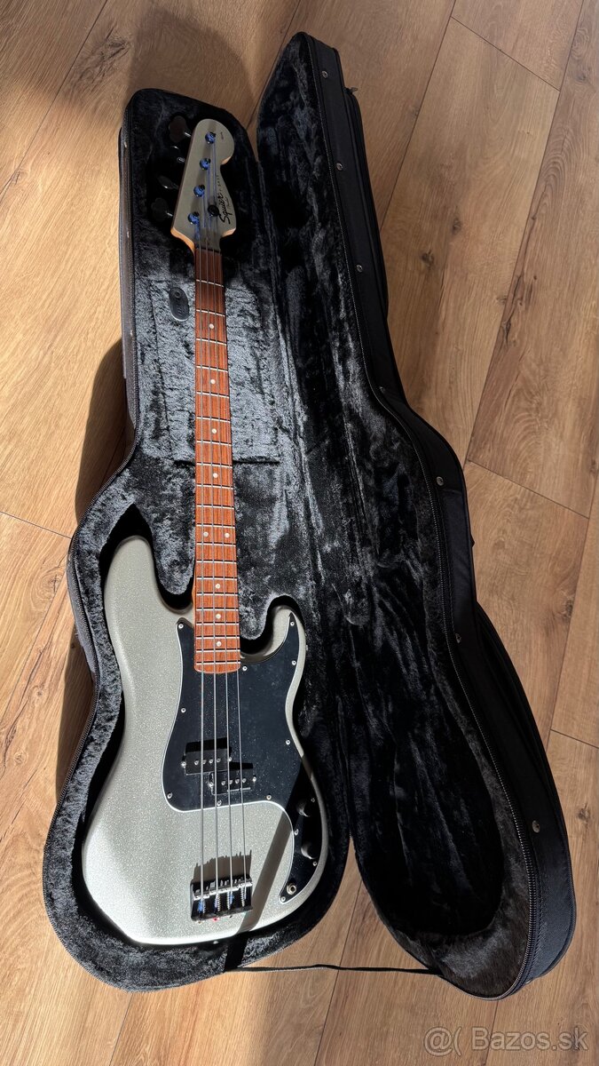 Kufor na basgitaru Skb