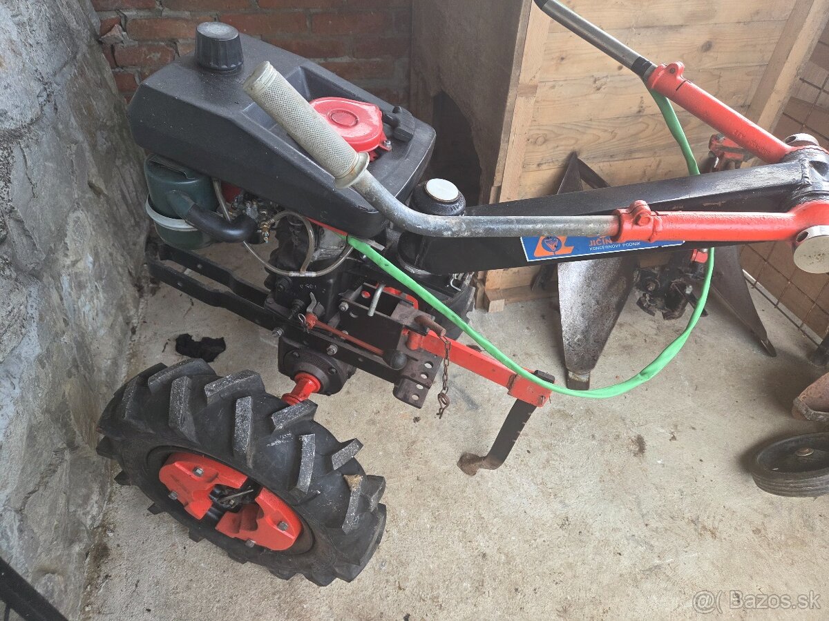 Vari malotraktor 133cm3