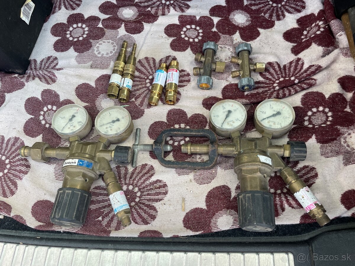 Predám Tlakové hodiny, budíky