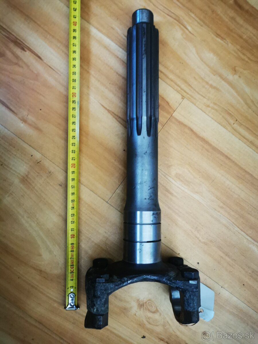 Hriadeľ spojky Tatra 148