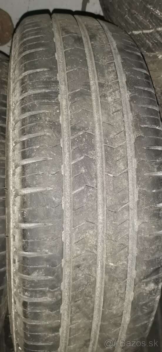 215/75 r16 C zatazove dodávkove 4ks99eur
