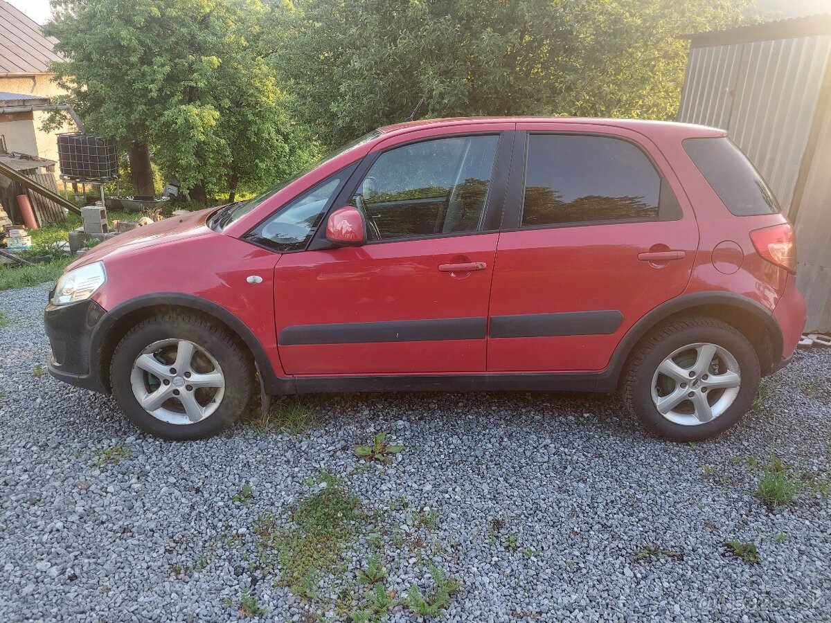 Suzuki SX4