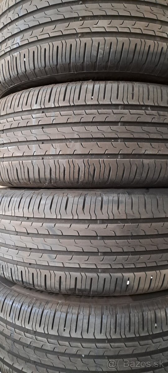 Predám 4ks pekné letné 235/55r18-104V Continental