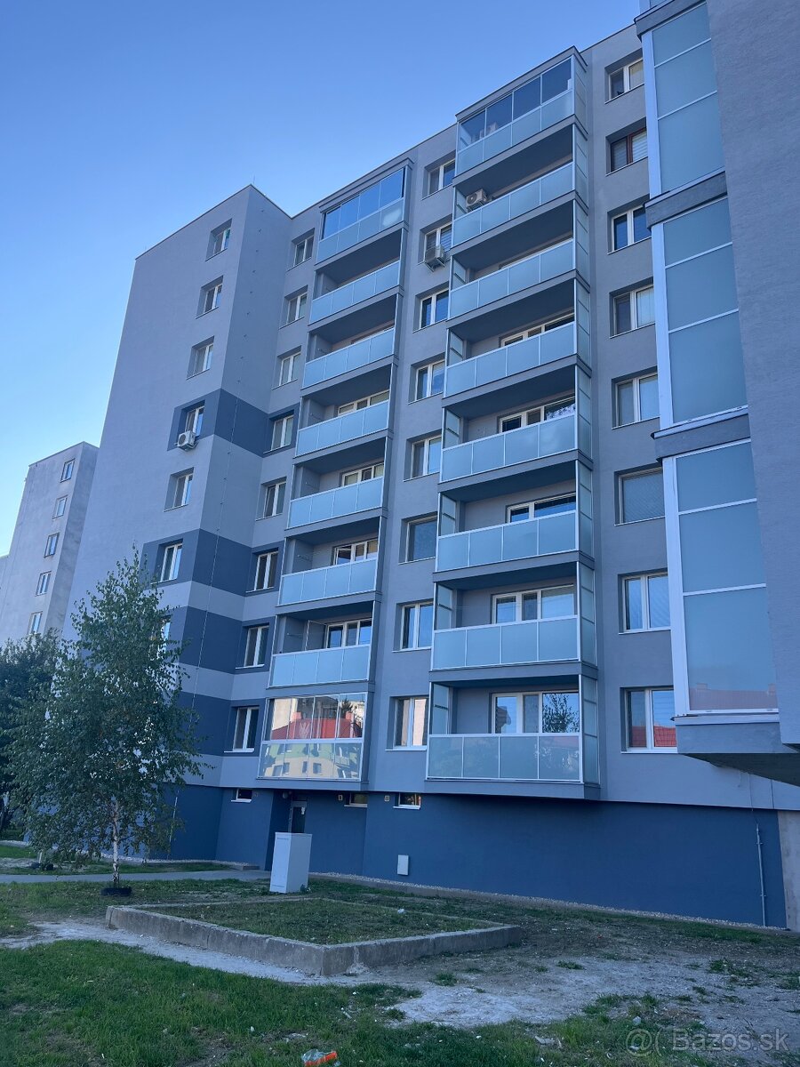 Prijmeme fasadniky na pracovnu zmluvu aj živnost